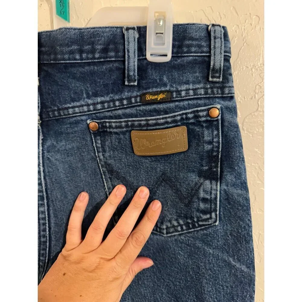 Y Wrangler Dark Wash Distressed Style Straight Leg Jeans